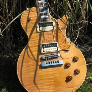 '90 Gary Moore Signature