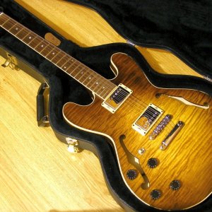 '01 Prospect Standard Antique Sunburst Seth Lovers