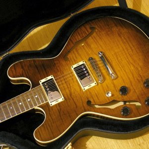 '01 Prospect Standard Antique Sunburst Seth Lovers