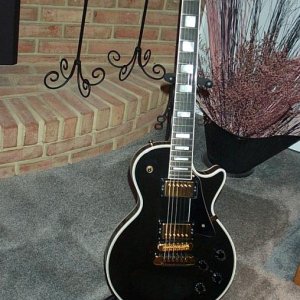 '90 H157 Black