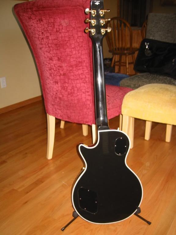 '05 H157 Black