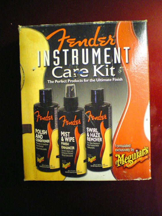 Fender Polish Kit.jpg