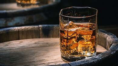 bourbon.jpg.a75cec7a1ae7349a48ed74ea35e1e3f3.jpg